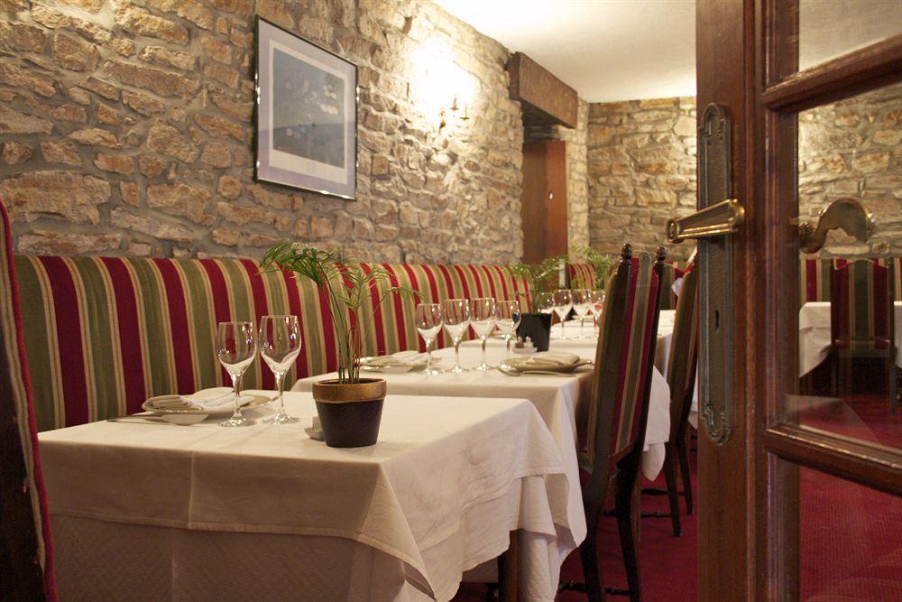Hotel Le Ty-Lann Saint-Avé Esterno foto