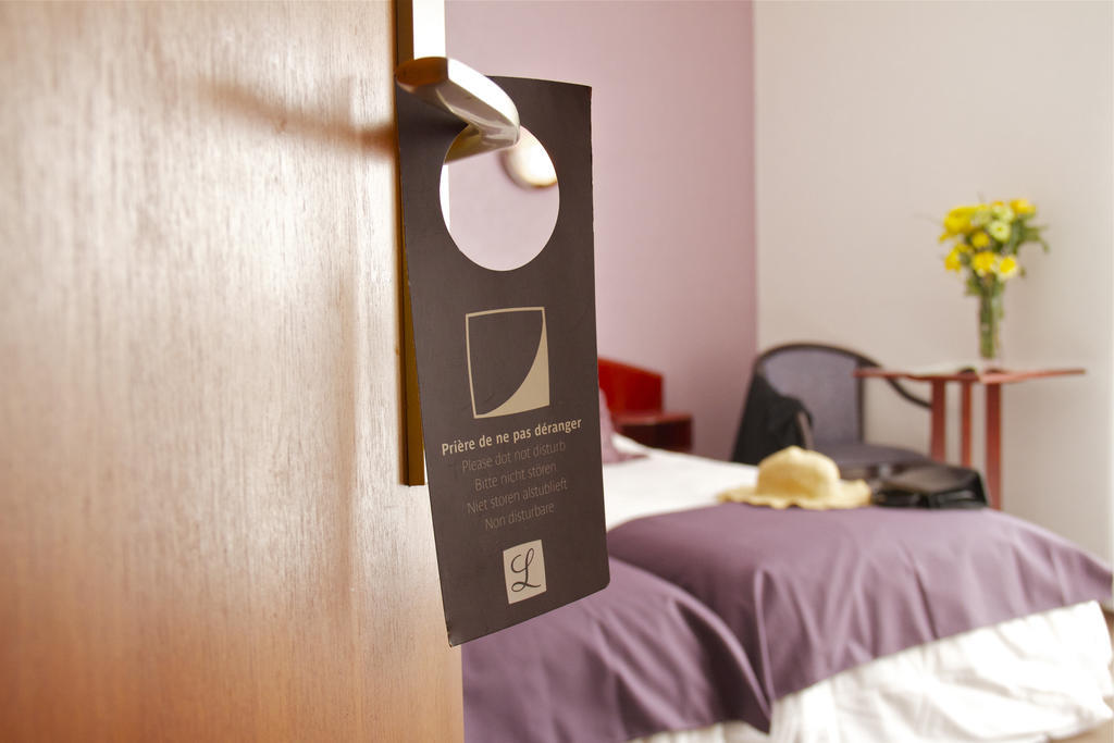 Hotel Le Ty-Lann Saint-Avé Esterno foto