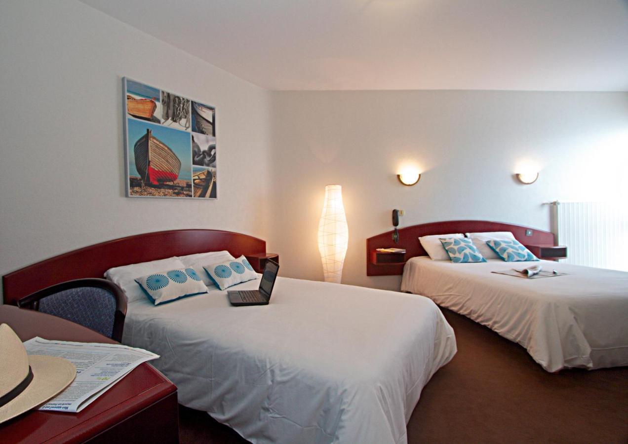 Hotel Le Ty-Lann Saint-Avé Esterno foto